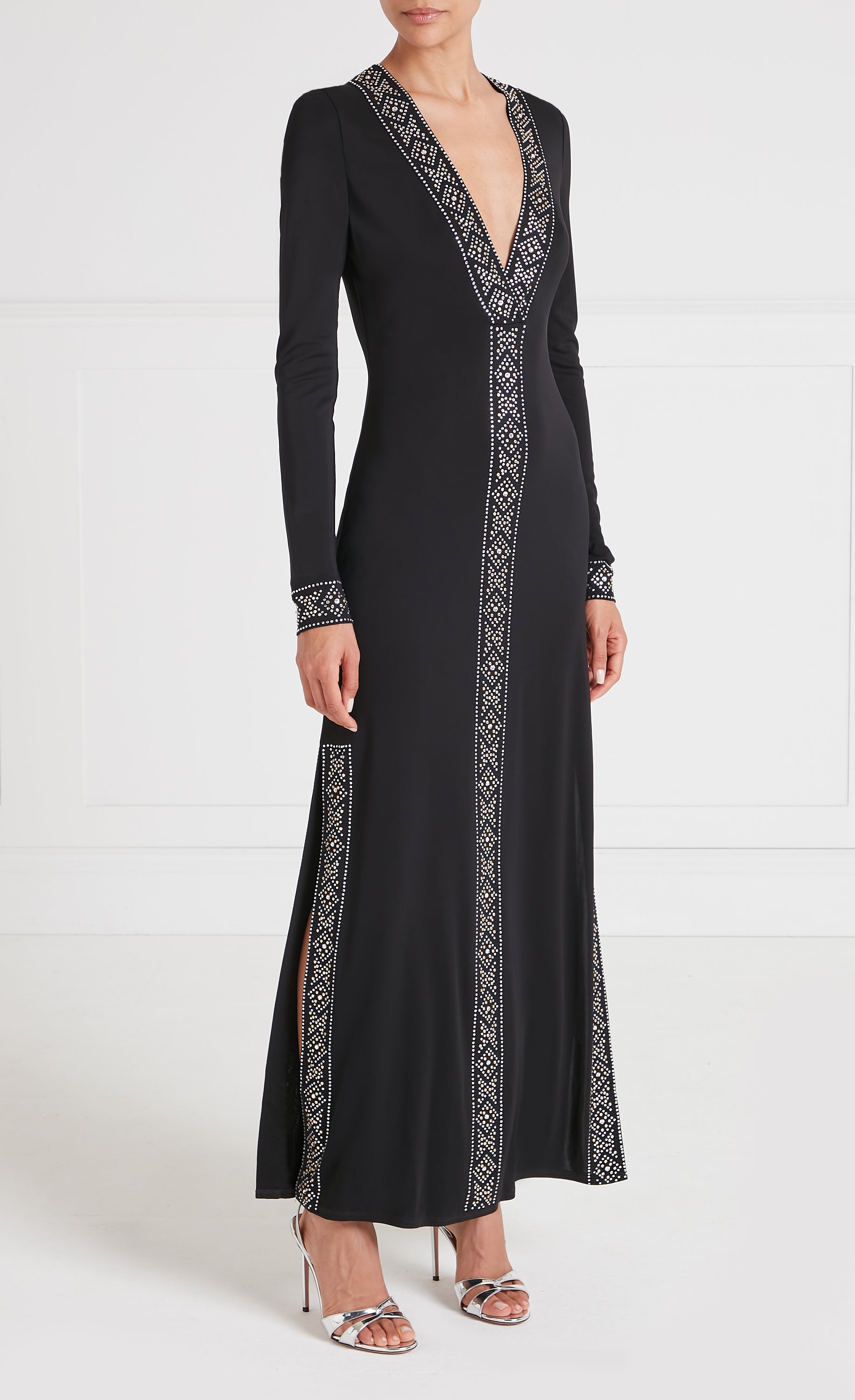 Gallantry V Neck Dress - Black