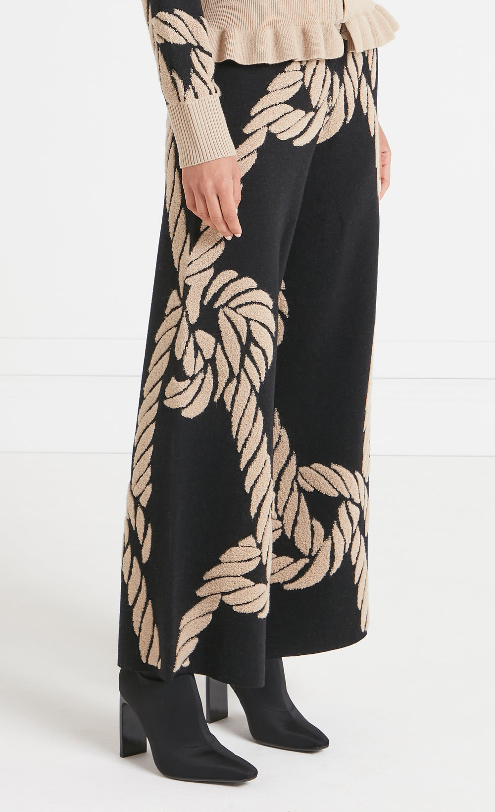 Rope Knit Trousers - Black