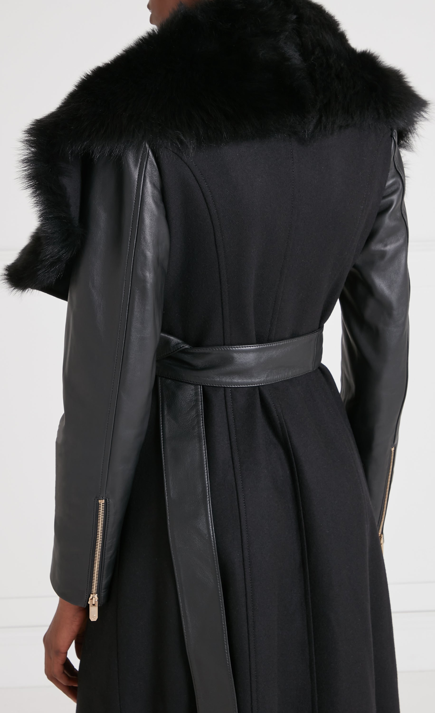 Sovereign Coat - Black