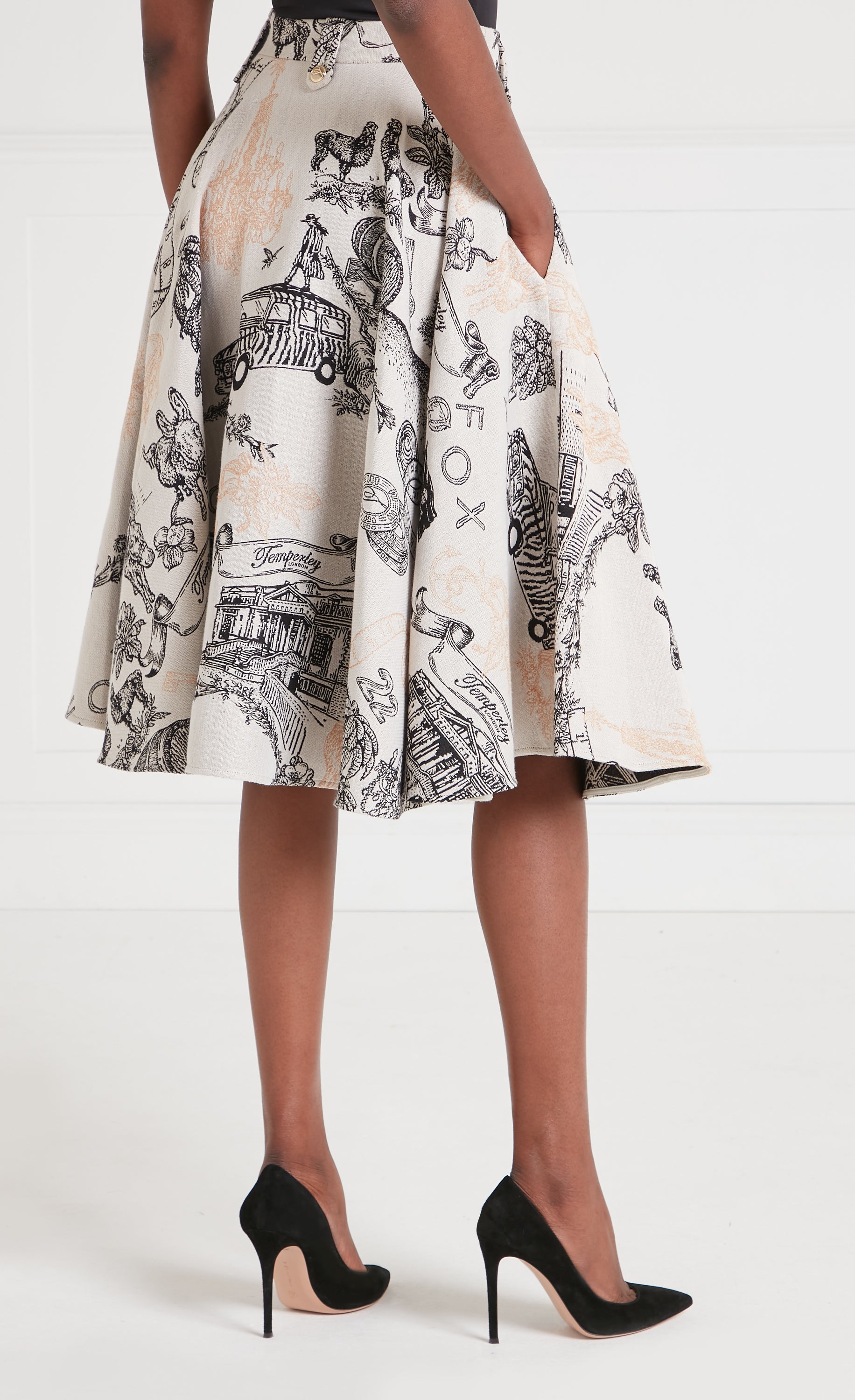 Anniversary Skirt - White