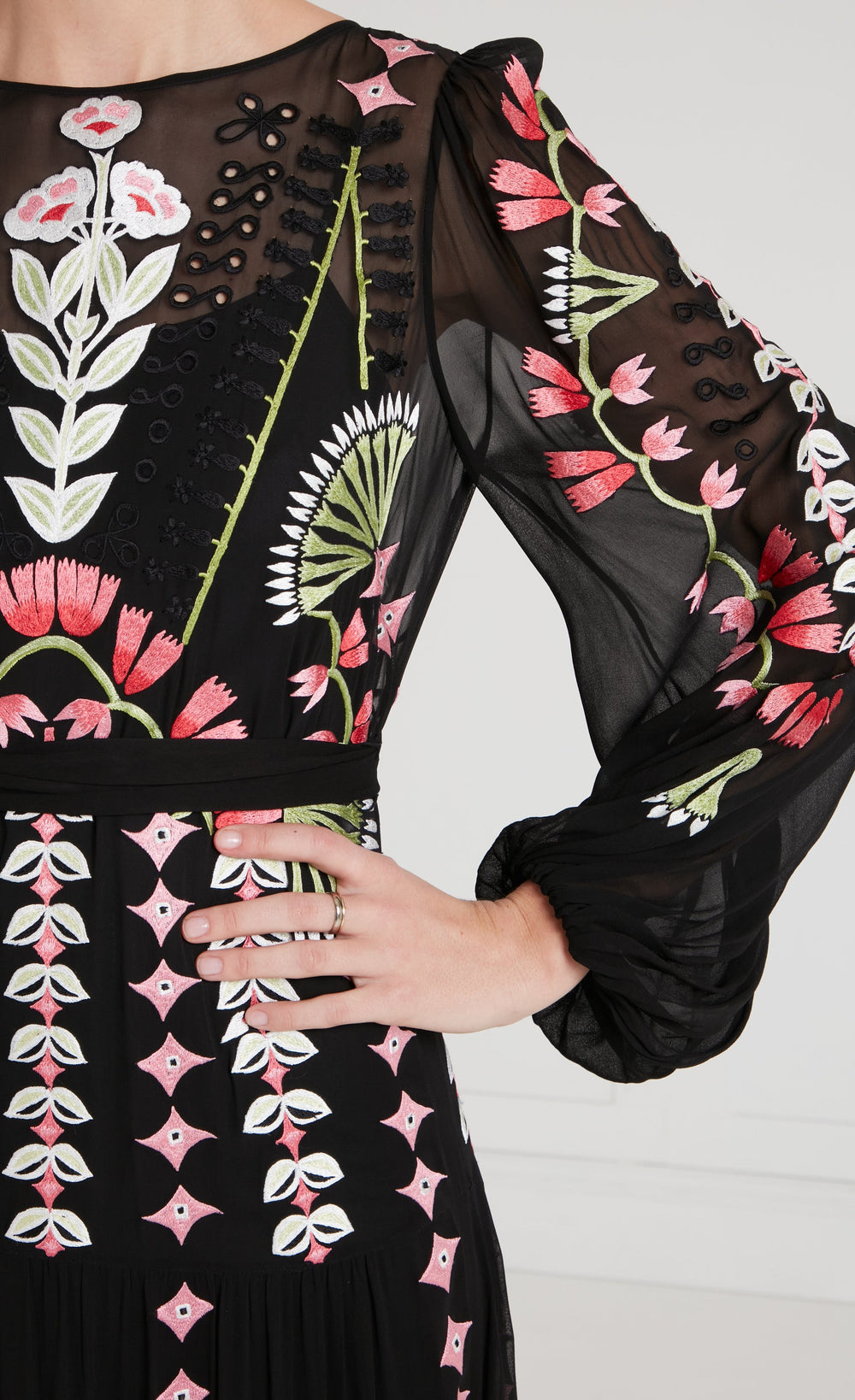 Rosalba Sleeved Dress - Black