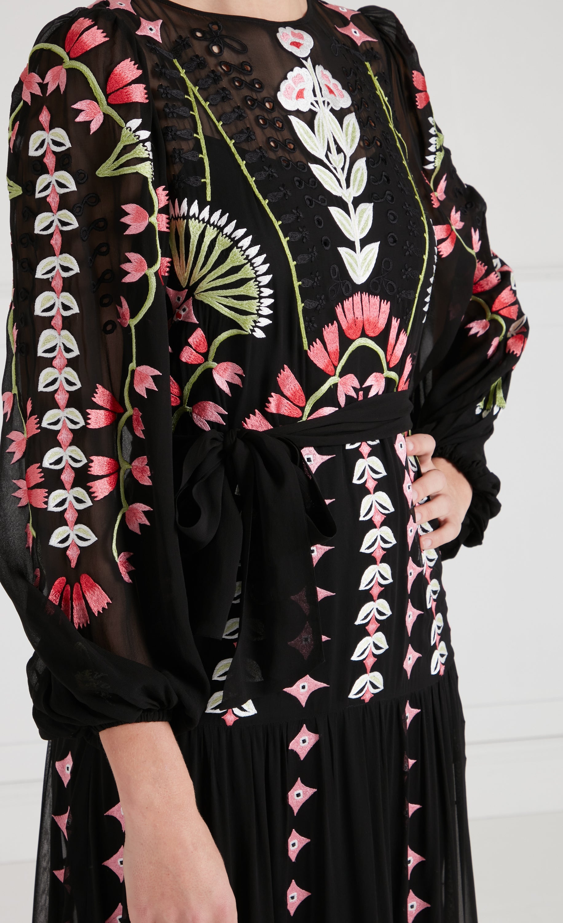 Rosalba Sleeved Dress - Black
