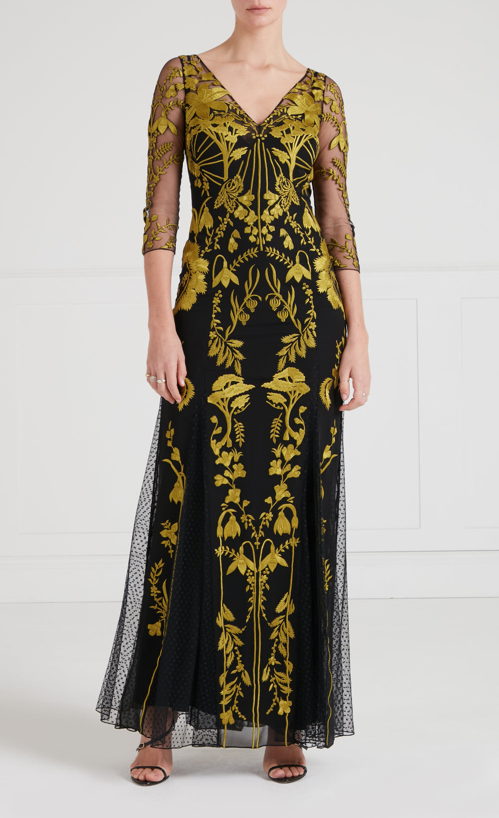 Thisbe V-Neck Gown - Black