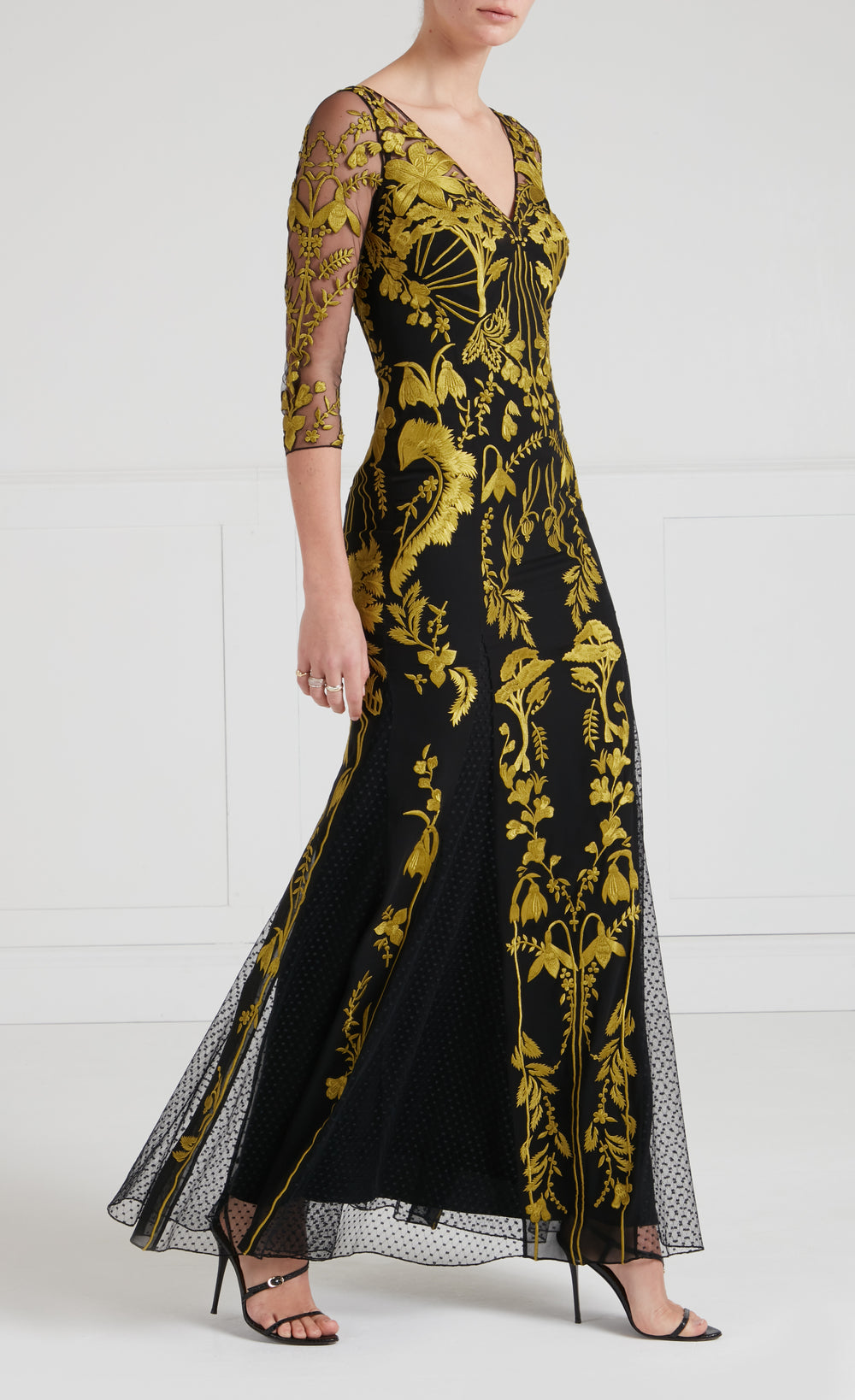 Thisbe V-Neck Gown - Black