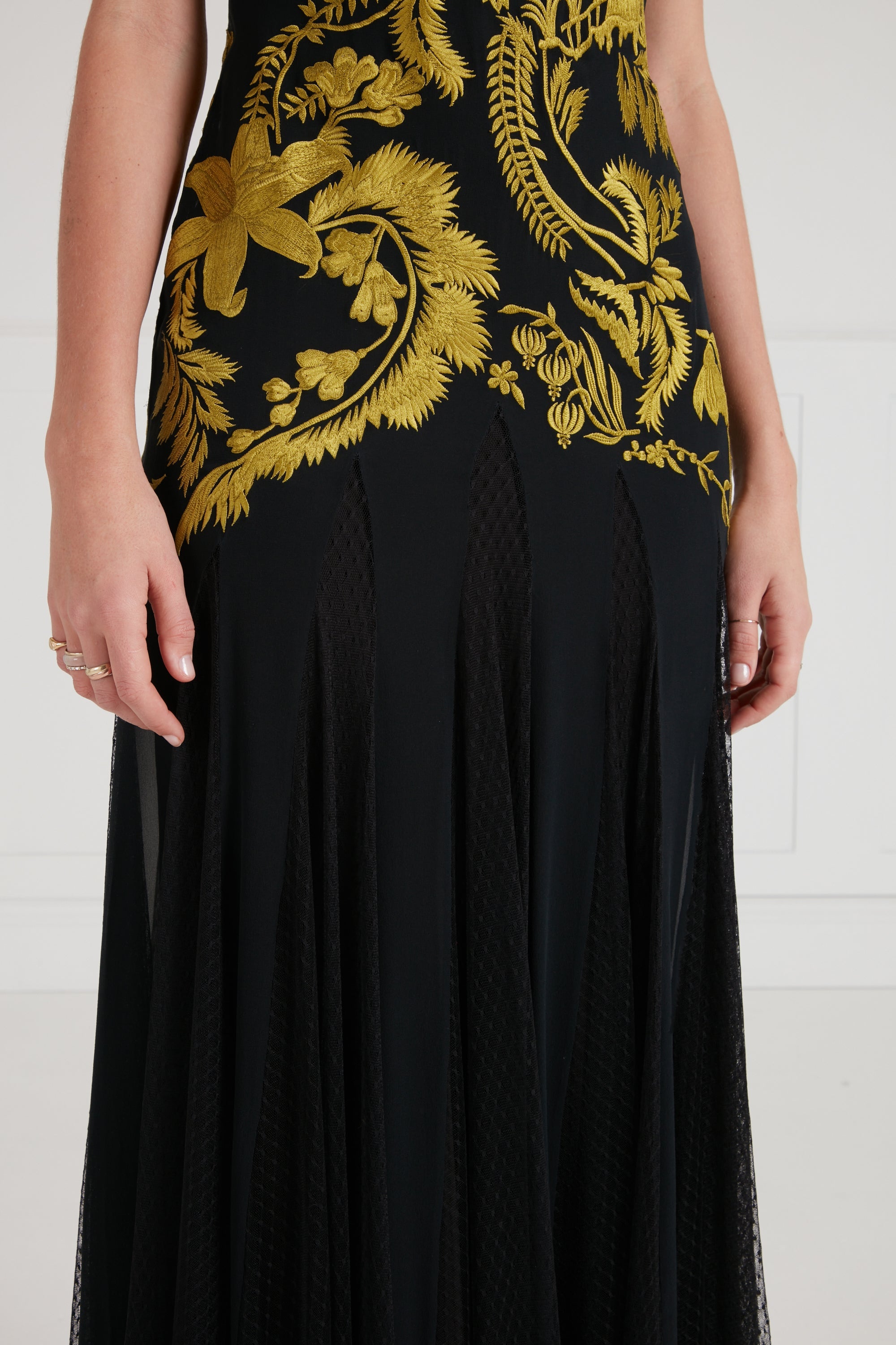 Thisbe Gown - Black